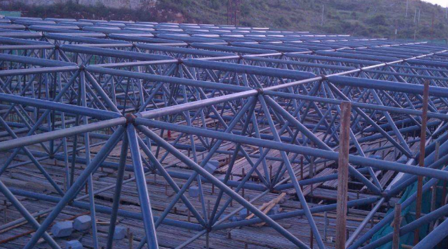 运城概述网架加工中对钢材的质量的过细恳求